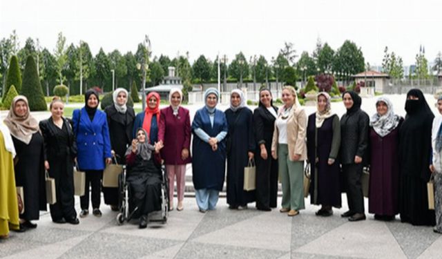 Emine Erdoğan, Devlet Konukevi'nde anneleri ağırladı