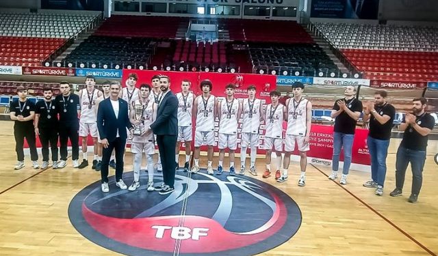 Gemlikliler U18 Türkiye Şampiyonası'nı ikinci tamamladı