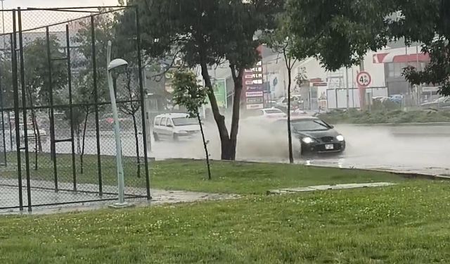 Ankara Yenimahalle’de yağmur etkili olmaya başladı