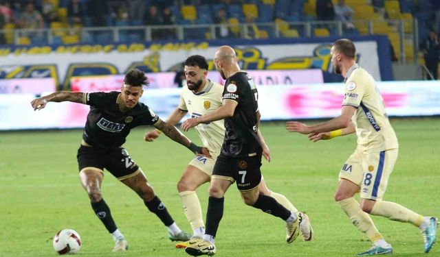 Trendyol Süper Lig: MKE Ankaragücü: 1 - Alanyaspor: 0 (İlk yarı)