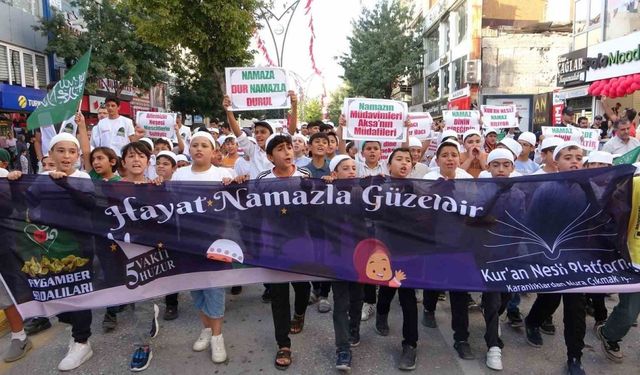 Van’da ‘Hayat Namazla Güzeldir’ etkinliği