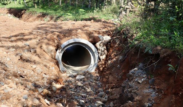 Terme Belediyesi, bağlantı yolu asfalt hazırlık çalışmalarını sürdürüyor