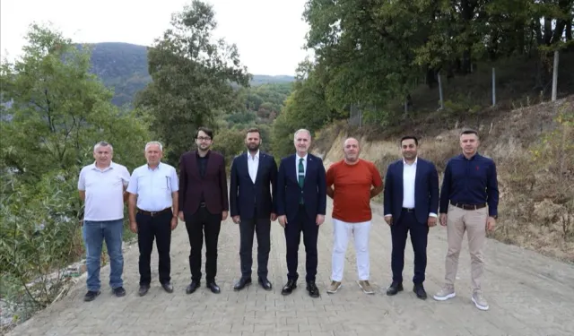 İnegöl Hilmiye ve Hacıkara’da parke taş kaplamaları tamamlandı