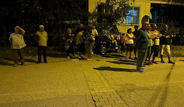 3 gündür göremedikleri komşuları için ihbarda bulundular: Camdan giren ekipler acı manzarayla karşılaştı