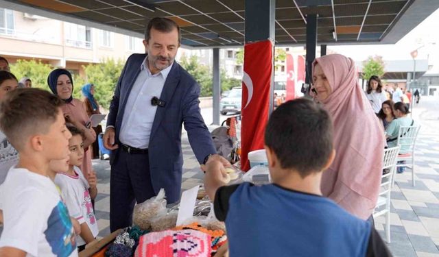 “Gürsu Maharetli Eller Çarşısı” üreten kadınları buluşturuyor