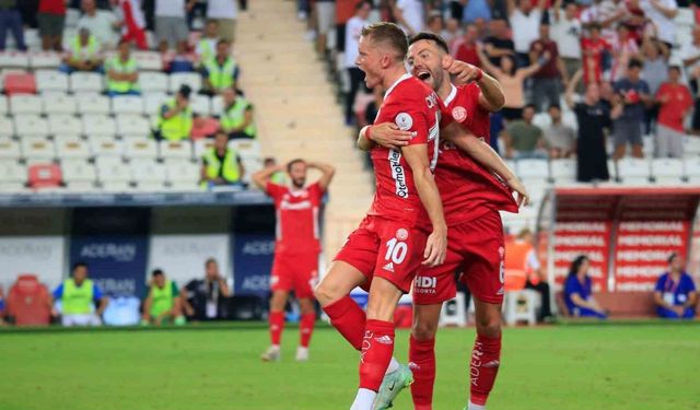 Trendyol Süper Lig: Antalyaspor: 2 - Adana Demirspor: 1 (Maç sonucu)