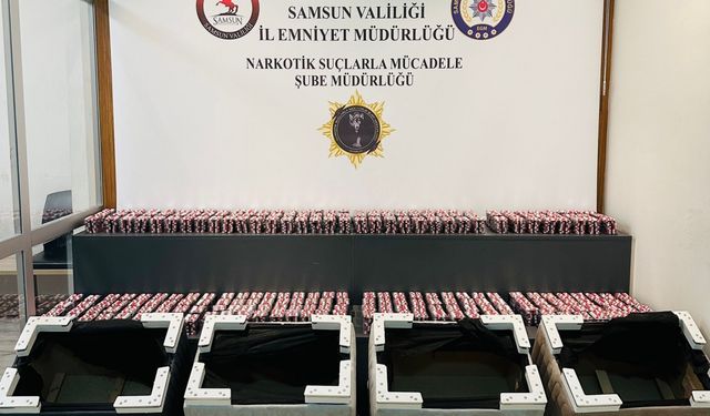 Samsun'da 49 bin 98 sentetik ecza hapı ele geçirildi