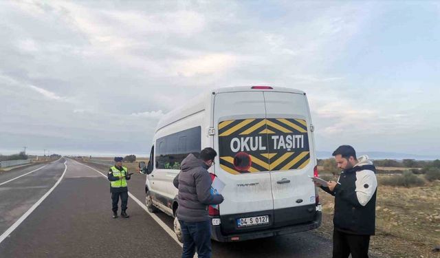 Ağrı’da okul servis araçları denetiminde 34 bin TL ceza kesildi