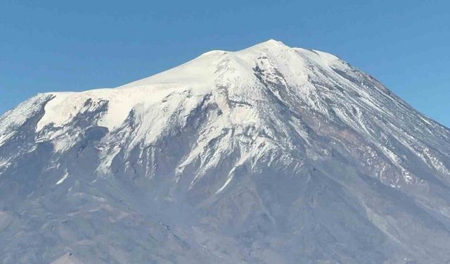 Türkiye’nin “çatısı” karla kaplandı