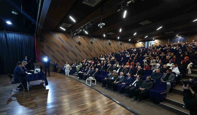 Başkan Alemdar: "İnşa edilecek yeni ve güçlü Sakarya’da gençlerimiz kendi hikayesini yazacak"