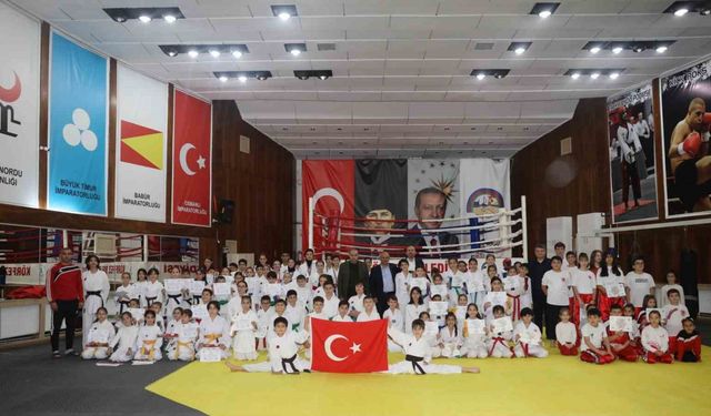 Körfez’de 150 genç sporcu kuşak atladı