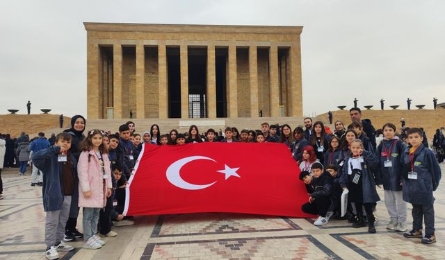 Sinoplu öğrencilerden Ankara’ya tarihi yolculuk