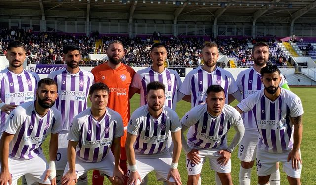 Sinopspor deplasmanda güldü