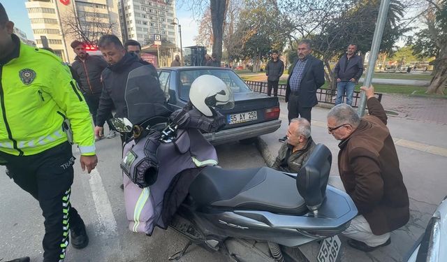 Samsun'da motosikletin çarptığı kişi yaralandı