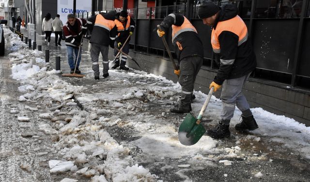 Karadeniz'de 380 yerleşim yerine ulaşılamıyor