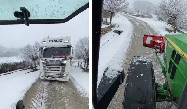 Yolda kalan tırın imdadına gençler yetişti