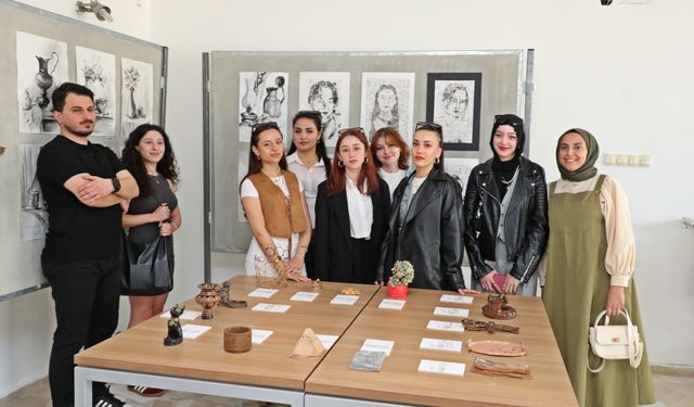 Sinop'ta resim bölümü öğrencilerinden ilk sergi heyecanı