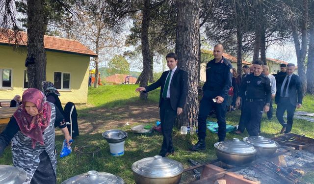 İlçe halkı Hıdırellez şenliğinde buluştu