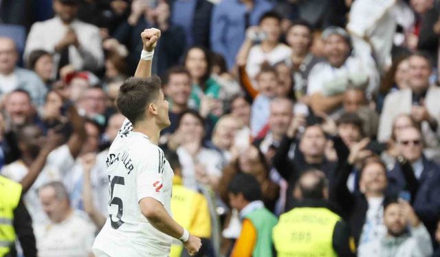 Arda Güler'den efsane gol