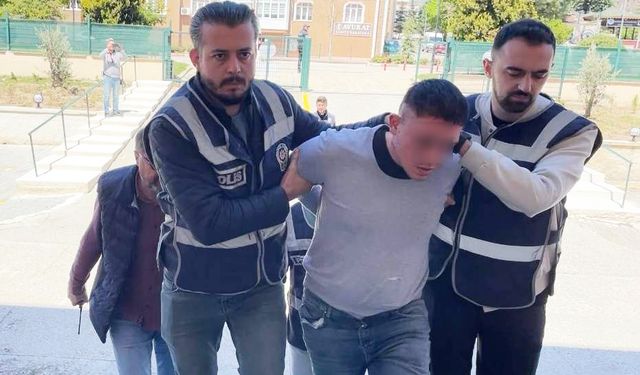 Annesini bıçaklayarak katleden kişi tutuklandı