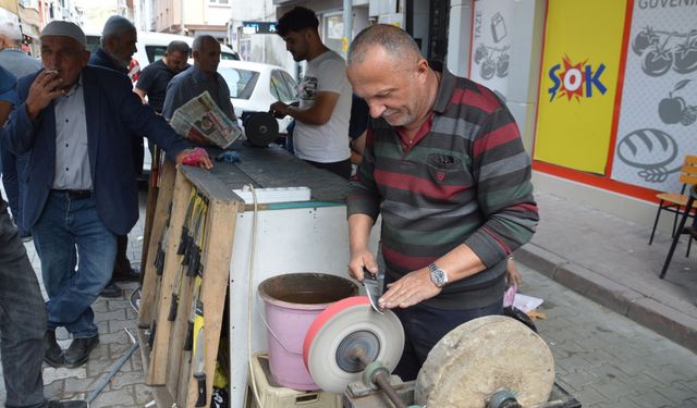 Bıçak bileme tezgahları yoğunlaştı