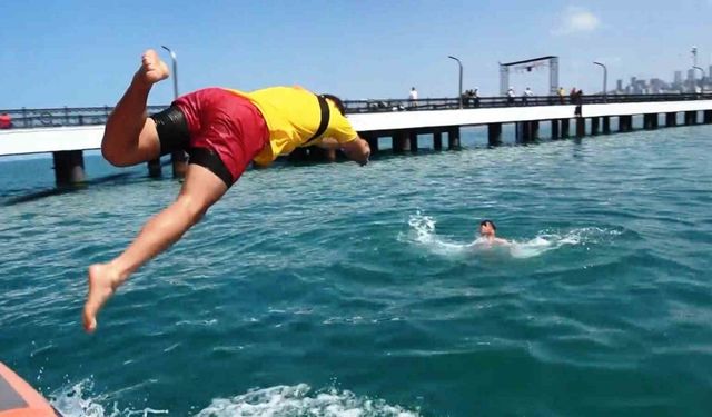 Deniz sezonunun başlamasıyla Cankurtaranlar nöbet başında