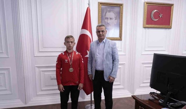 İlkadımlı güreşçilerden önemli başarı