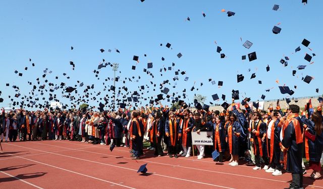 Sinop Üniversitesi’nde mezuniyet heyecanı