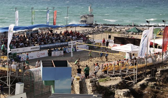 Sinop'taki Uluslararası Pro Beach Voleybol Turnuvası sona erdi