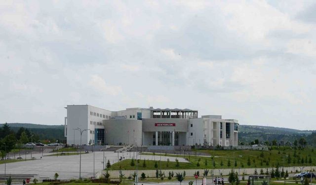 Kastamonu Üniversitesi ile Karaganda Buketov Üniversitesi arasında iş birliği protokolü
