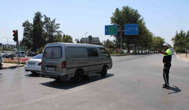 Yangın sonrası otobanda araç yoğunluğu oluştu