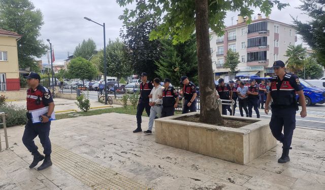 Düğünlerde havaya ateş açan 9 kişiden 1'i tutuklandı
