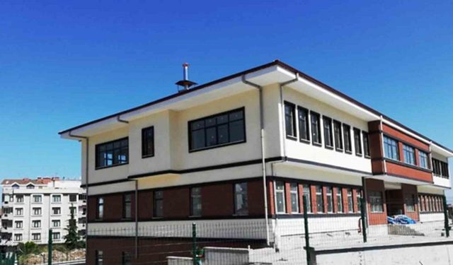 3 okulda deprem güçlendirmesi sürüyor