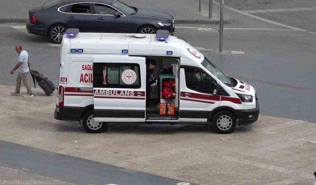 Merdivenlerden düşen şahıs yaralandı