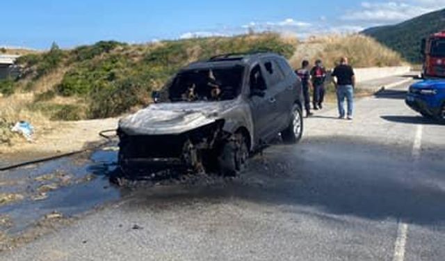 Otomobil hareket halindeyken alev aldı