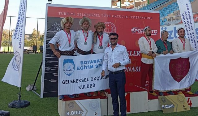 Sinoplu okçulardan gururlandıran başarı