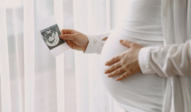 Anne Olma Yolculuğu: Gebelikten Emzirme Dönemine İpuçları