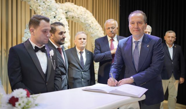 Sinoplu damadın şahitliğini Fatih Erbakan yaptı