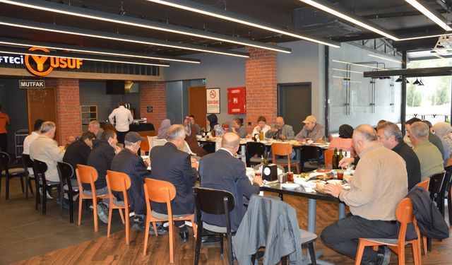 Bakım Rehabilitasyon ve Aile Danışma Merkezi sakinlerine kahvaltı