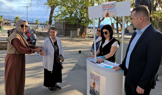 Sinop'ta Filistin'e ve Küresel Sumud Filosu'na destek standı