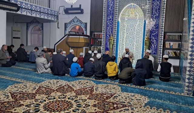 Yeşilyurt'ta 'Şehirlerin kalbi camilerde buluşuyoruz' etkinliği düzenlendi