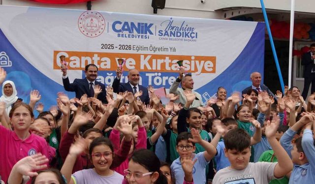 Canik'te 2 binden fazla öğrenciye çanta ve kırtasiye desteği
