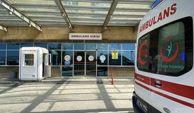 Çorum’da bıçaklı kavga: 1’i ağır 2 yaralı