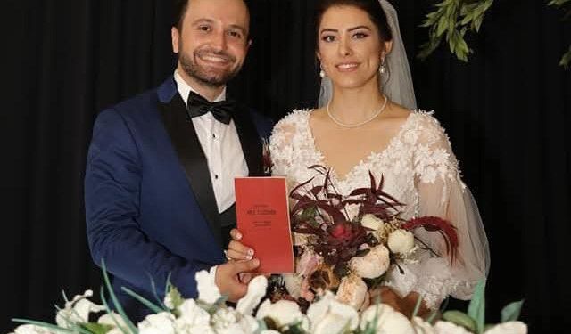 Eşi ve çocuğunu "öldürmekle" suçlanan doktordan son dakika