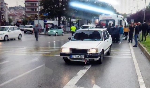 Yaya geçidindeki öğrenciye otomobil çarptı