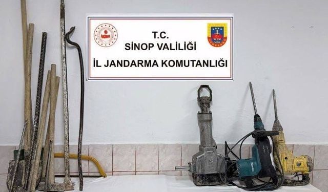 Sinop’ta tarihi eser kaçakçılarına suçüstü