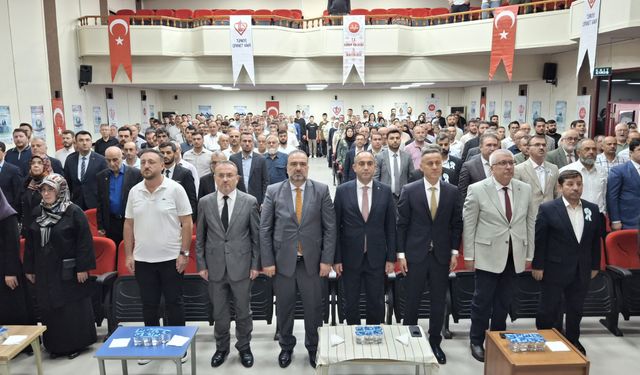 Sinop’ta “Peygamberimiz ve Aile Ahlakı” konulu konferans düzenlendi