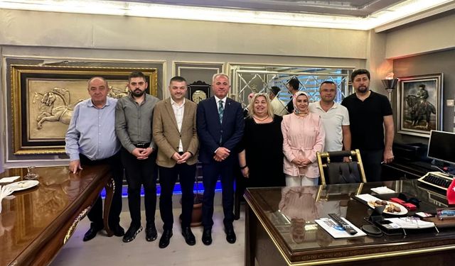 MKYK Üyesi Tokmak, Samsun’daki Sinoplularla buluştu