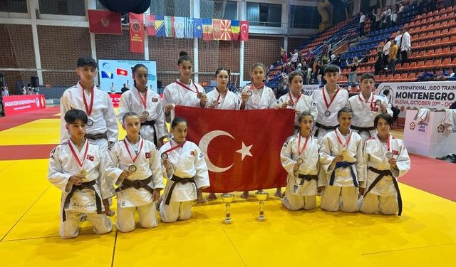 Sinoplu judocular Balkan şampiyonu oldu!