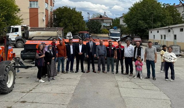 Çiftçilere balya makinesi hibe edildi
